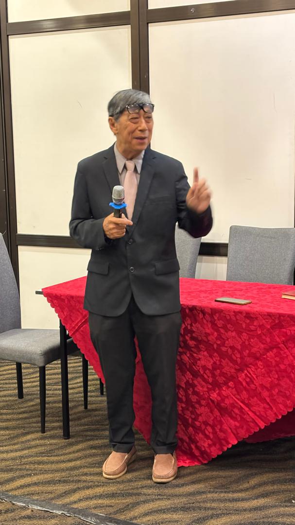 3 监誓人陈克己同学致词