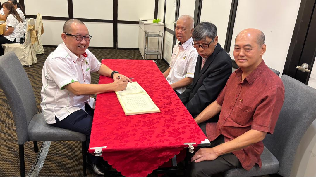 5.01 主席冯运国