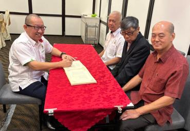 5.01 主席冯运国