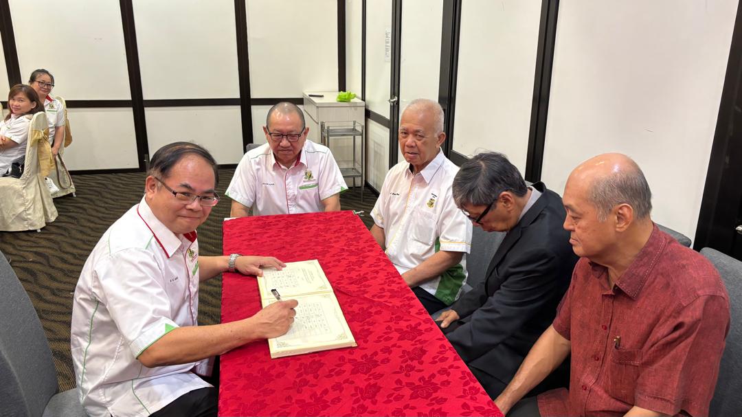 5.12 理事汪世康